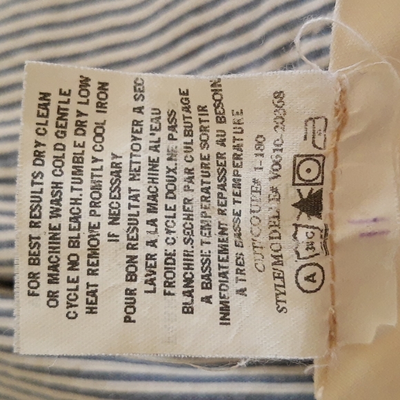 Vince. Blue and White Striped Pincord Tailored Bermuda Walking Shorts Size 2 - Picture 8 of 8